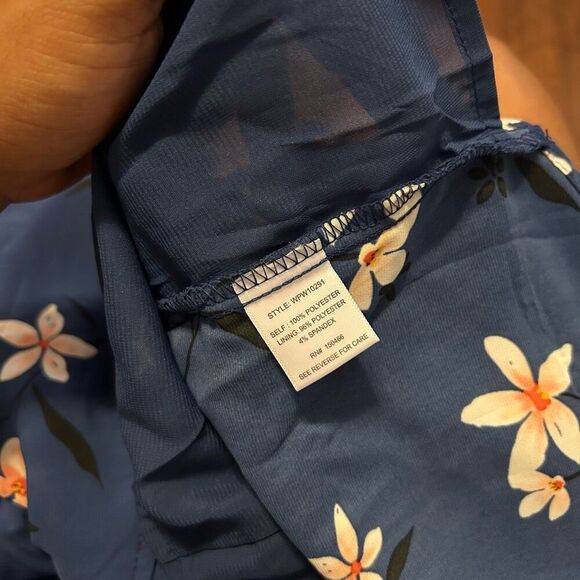 New 41 Hawthorn Blouse - Picture 4 of 4